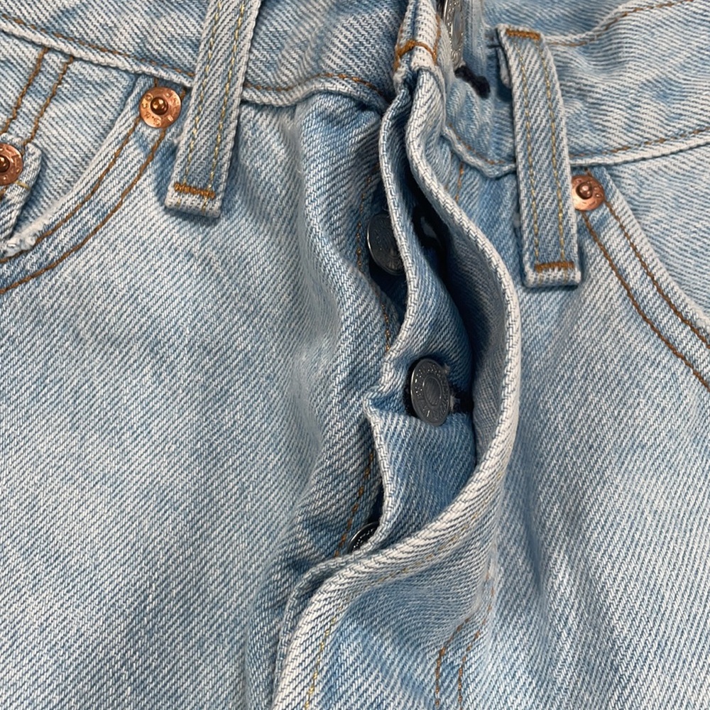 Levi’s 501 Cropped High Rise - Picture 9 of 11